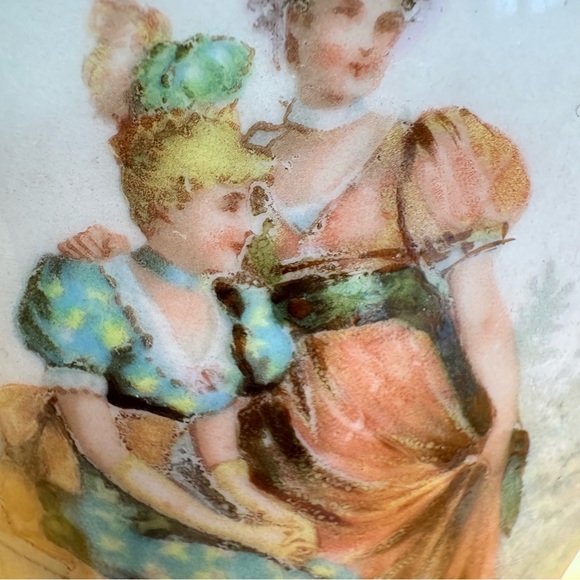 Louis XIV Sevres Style French Hand Painted Porcelain Urn Vase Gilt Bronze Mount - Picture 7 of 17